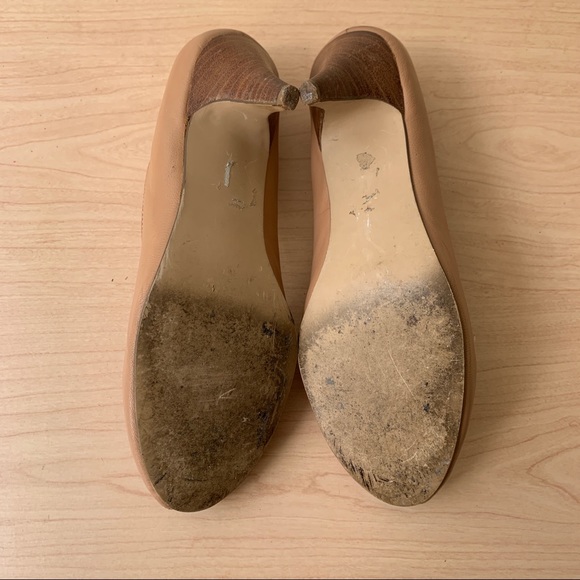 Urban Outfitters • Classic Peep Toe Heels - Picture 6 of 7